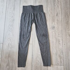 NVGTN XS Grey Leggings